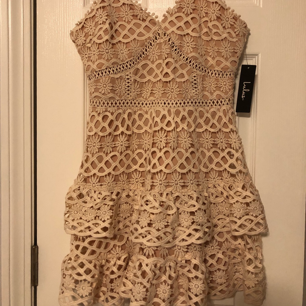 Lulus Dresse